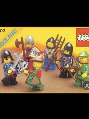 Lego 6103 Castle mini figures used with accessories