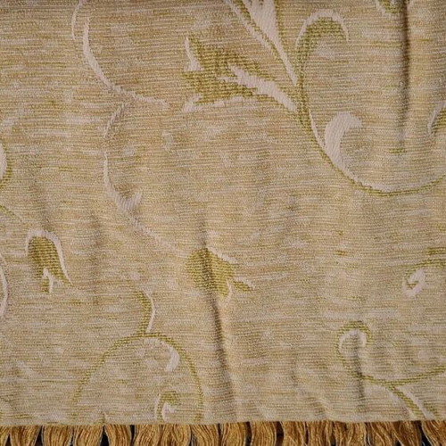 Jacquard throw mustard/gold new with handmade tassels