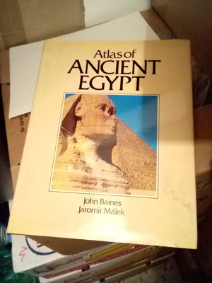 Book Atlas of Ancient Egypt like new