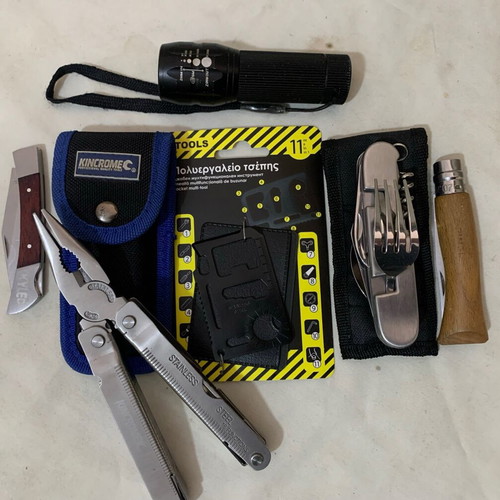 Edc tactical multitool Kinchrome used with case