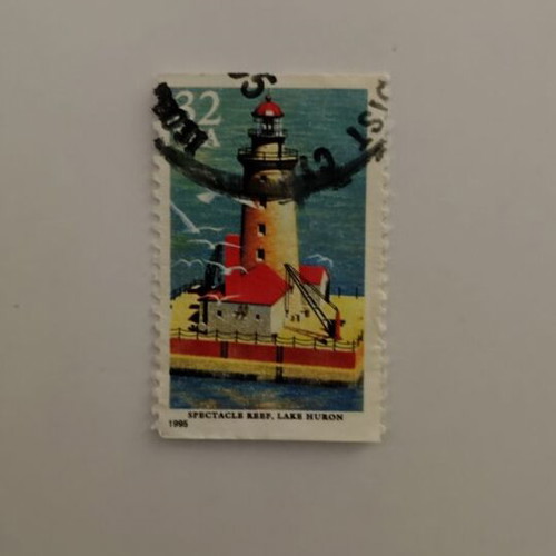 Spectacle Reef Lake Huron 1995 Stamp like new