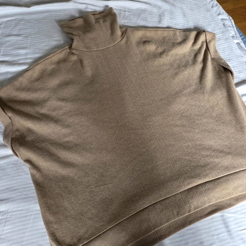 Zara camel knit oversized turtleneck top like new, beige