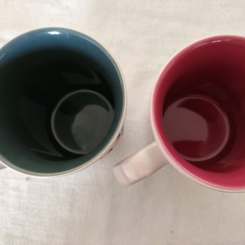 Mickey and Minnie coffee mugs large size 12cm like new