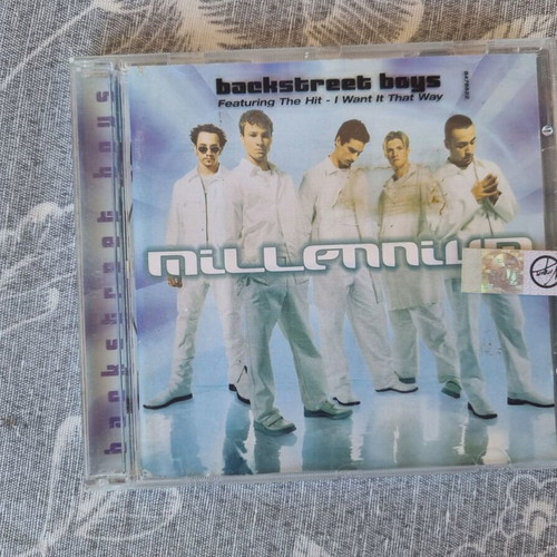 Backstreet Boys Millennium CD like new, pop album