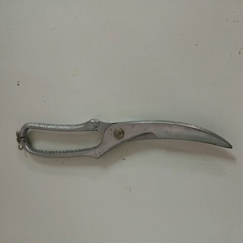 Metal kitchen scissors used, height 26 cm