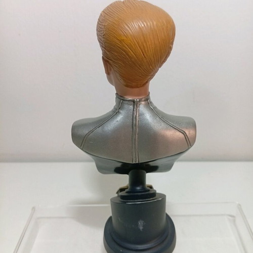 Star Trek Voyager Seven of Nine Limited Edition Bust by Sideshow Collectibles
