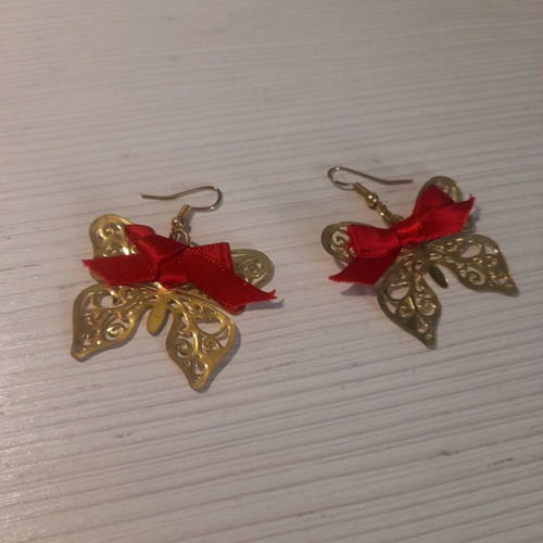Earrings new, faux bijoux