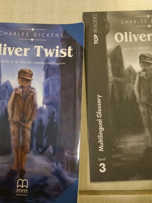 Oliver Twist book with glossary and CD, like new, classic children's literature