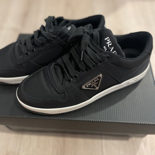 Prada sneakers Re nylon like new, black, size 37.5