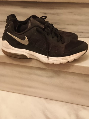 Nike Air Max Invigor shoes used, size 41, black