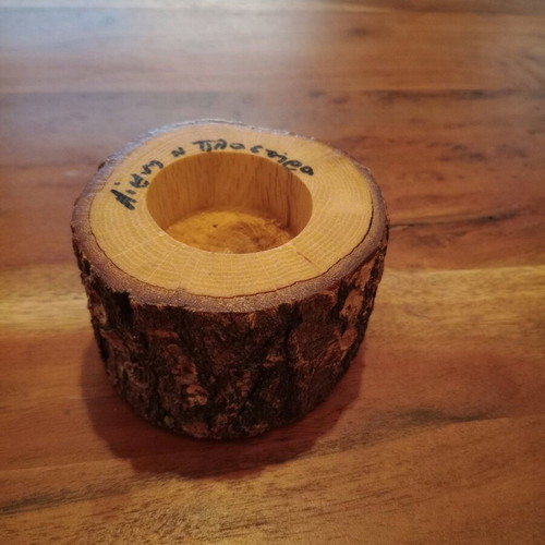 Candle holder for tealight like new, olive wood