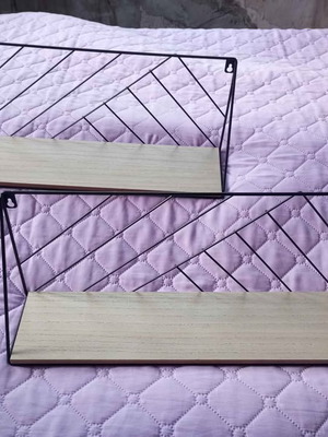 Shelves set of 2 like new