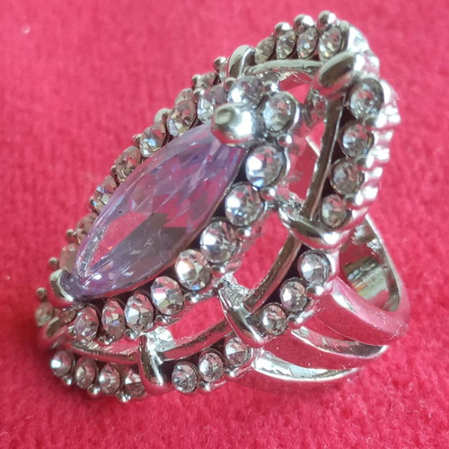 Vintage ring with amethyst and zircon stones like new