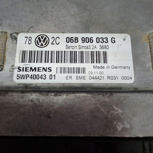Engine computer 06B906033G for VW Passat 3B5.5 2.0i used