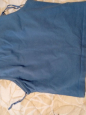 Stradivarius blue top with belly design, like new XS