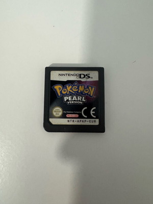 Pokemon Pearl used Nintendo DS game cartridge only