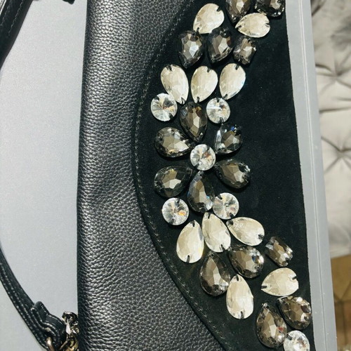 Black hand bag like new