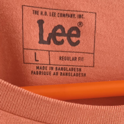Lee t-shirt used, size L, orange