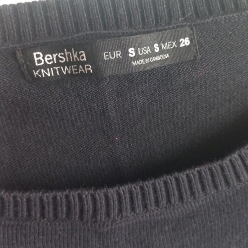 Bershka cropped knit sweater, black, size S