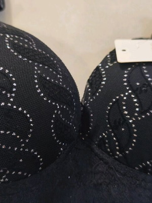 Bra new with rhinestones black