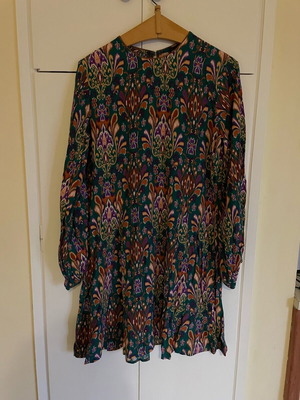 Milk & Honey dress like new, multicolor, size L