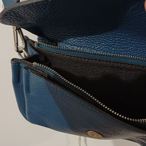 Leather crossbody bag like new