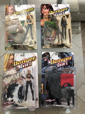J. Scott Campbell Danger Girl σετ 4 μεταχειρισμένων φιγούρων McFarlane