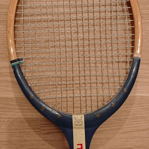 Vintage wooden tennis rackets used, set of 2