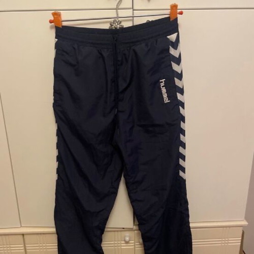 Hummel sportswear dark blue, like new, Small