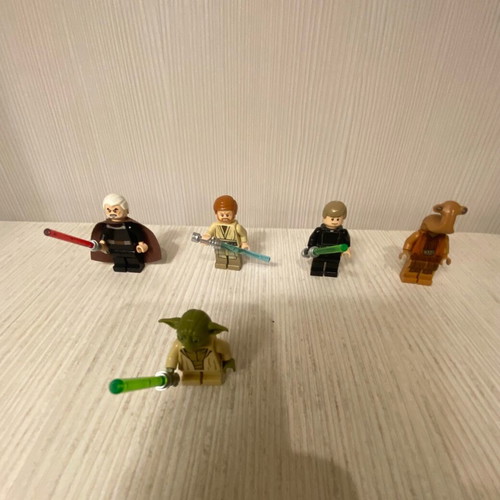 Lego Star Wars figures used