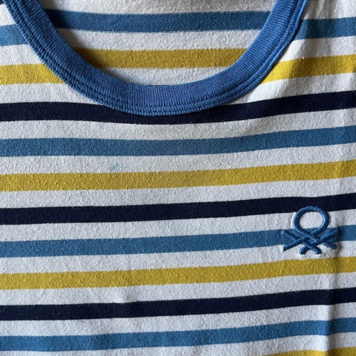 T-shirt Benetton striped used for 8-9 years, 140 cm