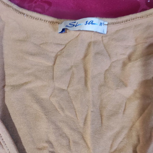 Blouse new mustard with buckle, size L