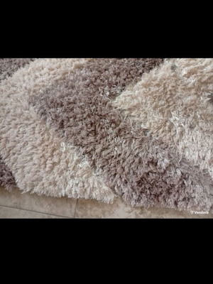 Rug 2.00 x 2.40 like new