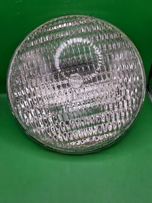 Λάμπα SEALED BEAM 300w καινούργια για πισίνα