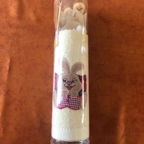 Children's gift towel with bunny design new in packaging