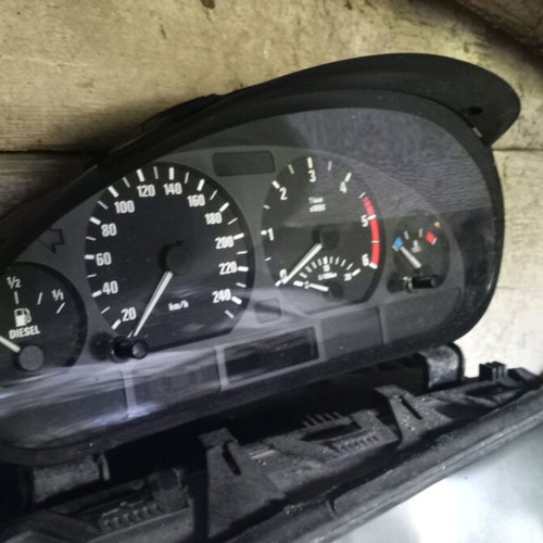 BMW E46 odometer like new, removed from 320d 136 hp