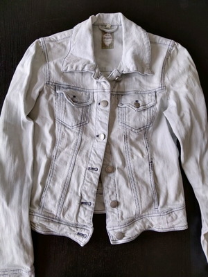 Bershka denim jacket like new, size M fits S, gray and blue