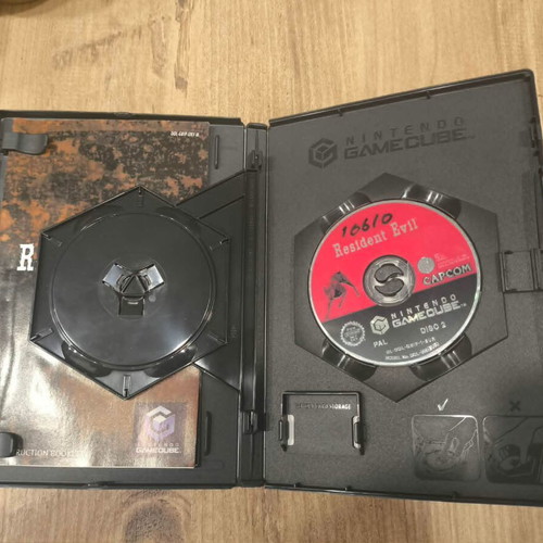 Resident Evil Nintendo GameCube game used, English version