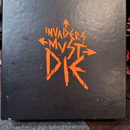 Prodigy Invaders Must Die Limited Edition Collector's Box CD and 8inch vinyls like new