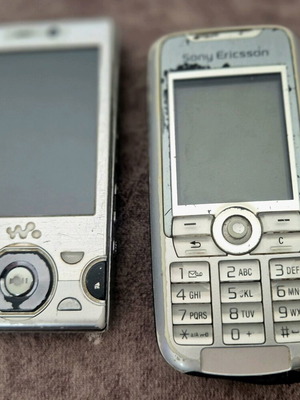 Sony Ericsson мобилни телефони употребявани, комплект от 2, сиви