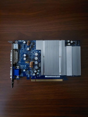 ASUS GeForce 6600 256MB PCI-Express σαν καινούργιο