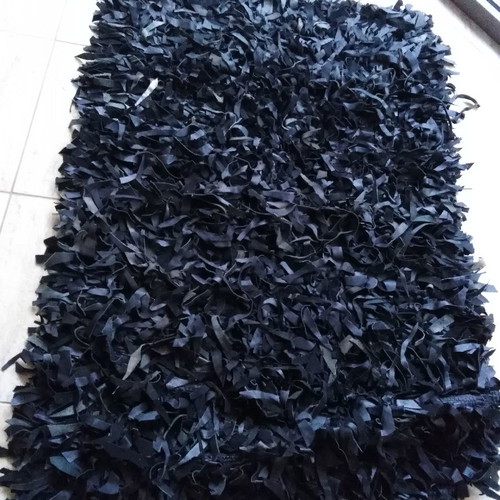 Leather rug black fireproof 1.20x1.80 with wide stripes