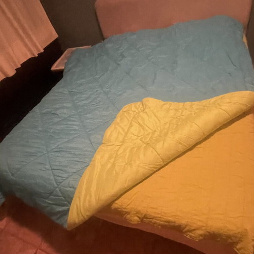 Double Quilt like new, 220×220 cm, fiber filling