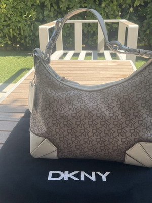 DKNY beige camvas handbag
