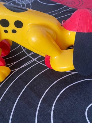 Playskool dog vintage toy with wheels and string like new