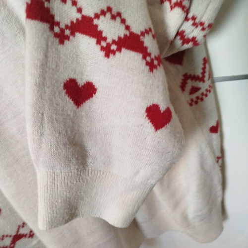 Hello Kitty sweater like new, size 12, beige H&M