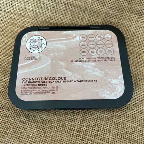 MAC palette with 12 unfiltered nudes eyeshadows new