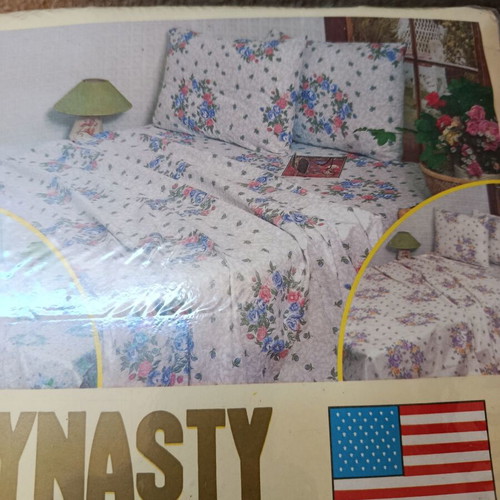 Bed sheets pillowcase set unused, USA