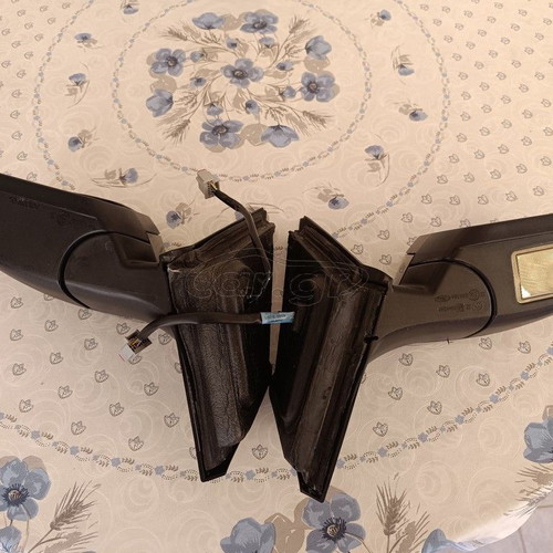 Ford Mondeo MK4 side mirrors like new, electric and heated set
