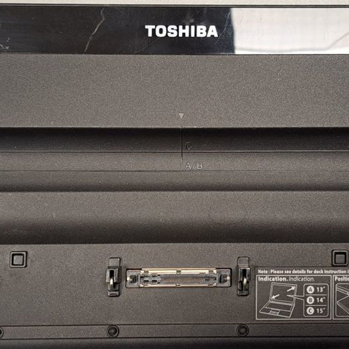Toshiba Docking Station Hi-Speed Port Replicator II PA3916-1PRP used